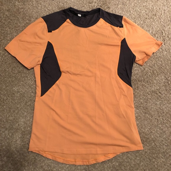 lululemon athletica Other - Lululemon tech shirt